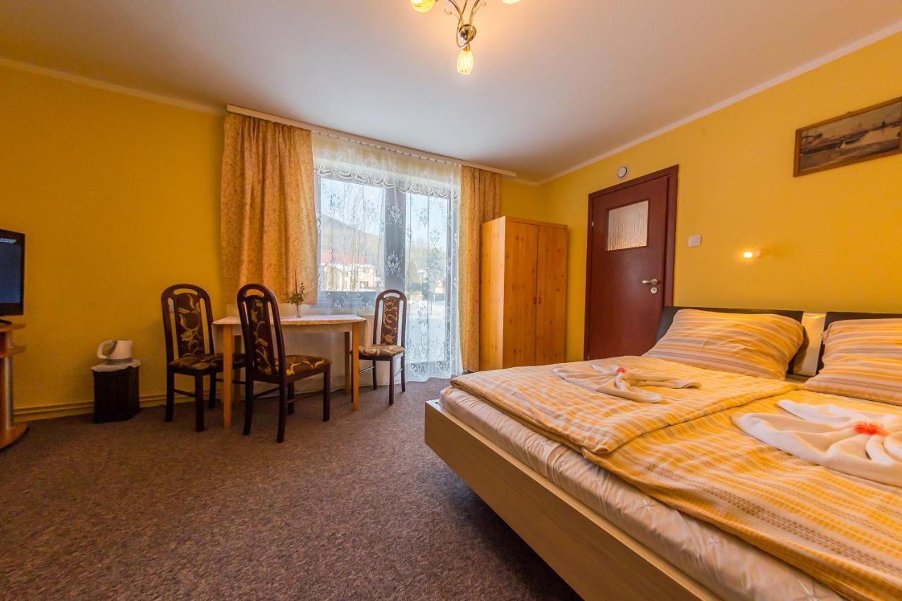 Ferienwohnung Willa Przy Deptaku Szczyrk Exterior foto