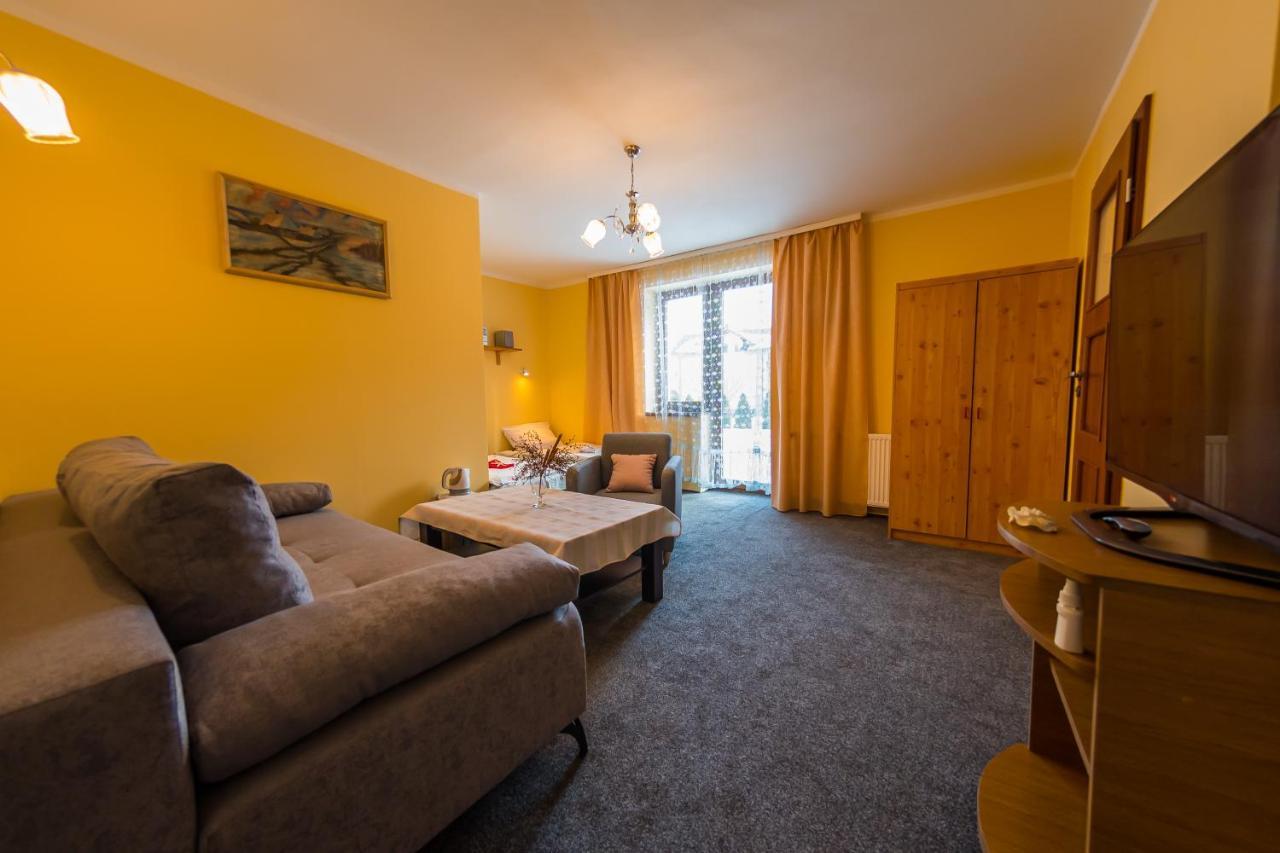 Ferienwohnung Willa Przy Deptaku Szczyrk Exterior foto