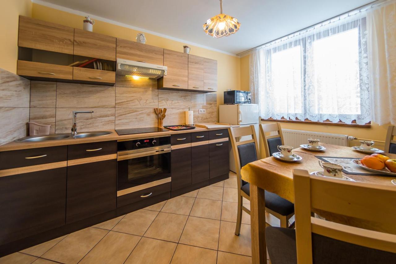 Ferienwohnung Willa Przy Deptaku Szczyrk Exterior foto